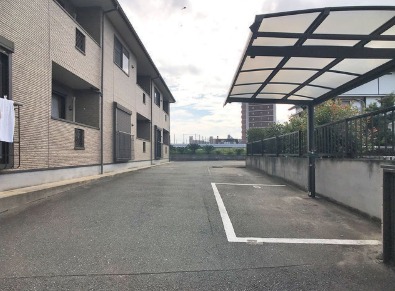 敷地内駐車場空き有ります
