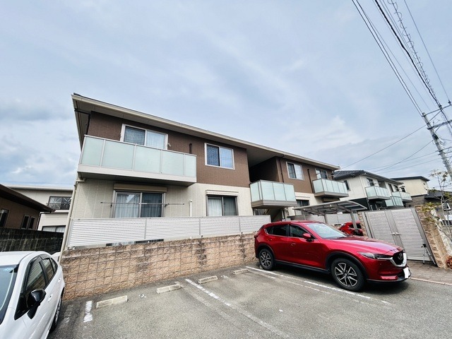 駐車場も空きがございます。