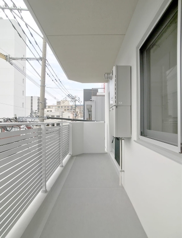 広々としたバルコニーでお洗濯ラクラク