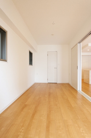 寝室、子供部屋にぴったりの洋室です