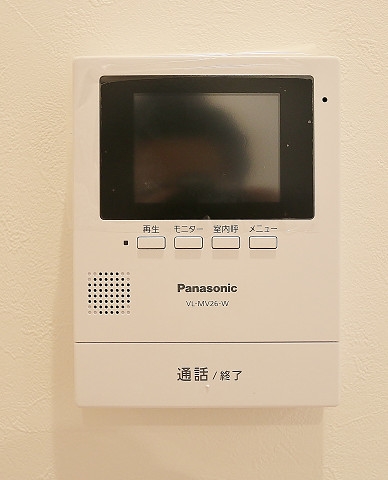 来客の確認が出来るモニタ付きです