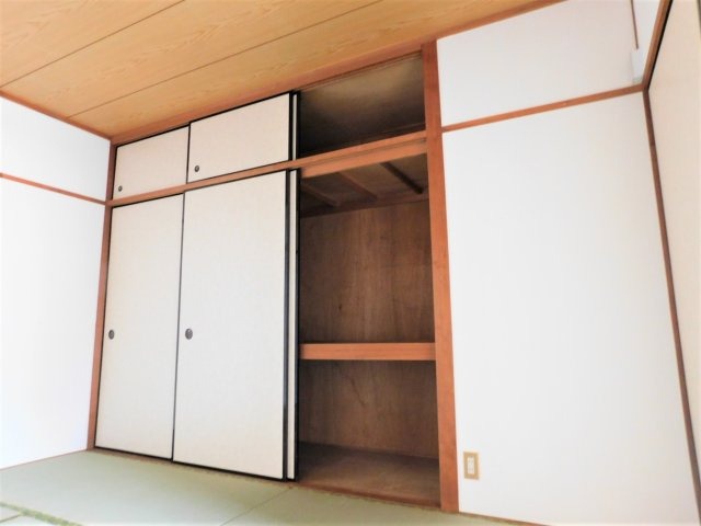 押し入れもあります
