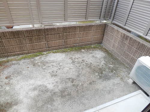 洗濯物はこちらへどうぞ。