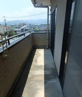 洗濯物も沢山干せそうです