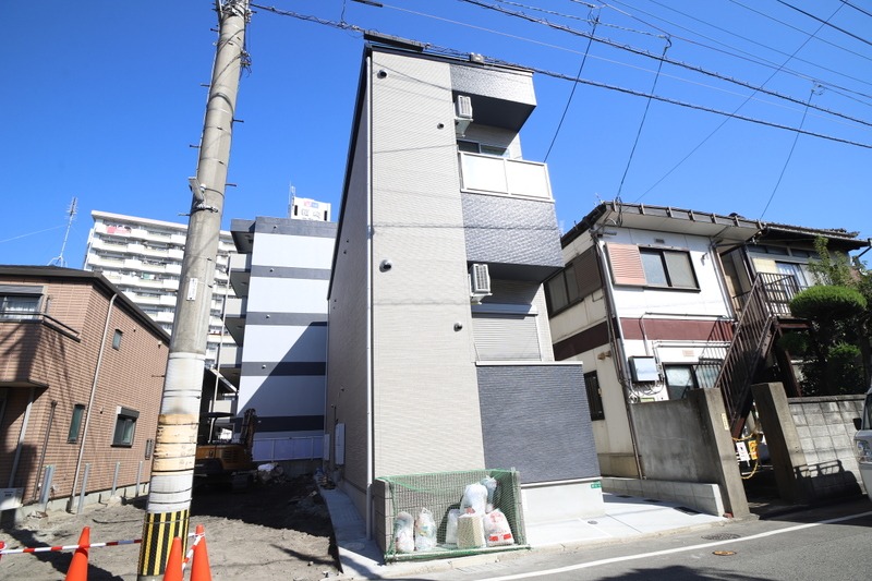 おしゃれなエントランスですね♪