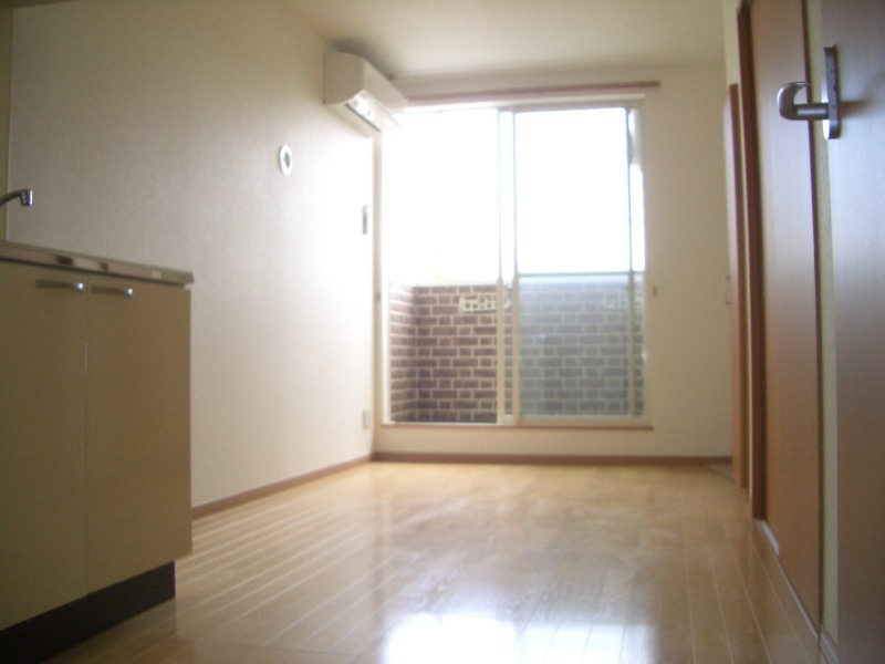 こちら寝室にいかがでしょうか。