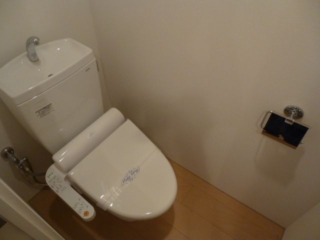 もちろんウォシュレット付き