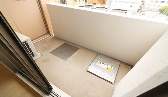 洗濯物はこちらへどうぞ。