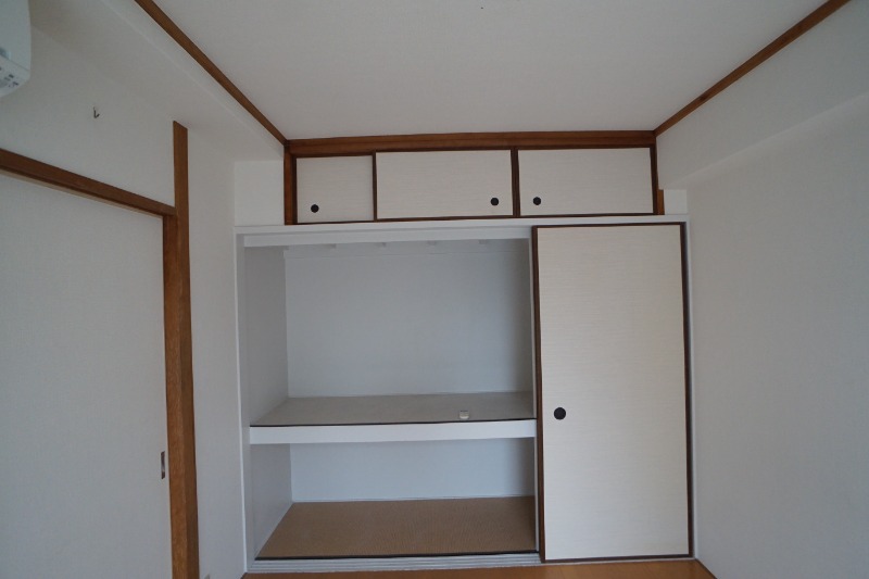 洋服から布団までしまえます