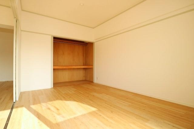 寝室にぴったりの洋室