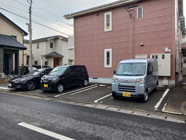 敷地内駐車場の空きもございます