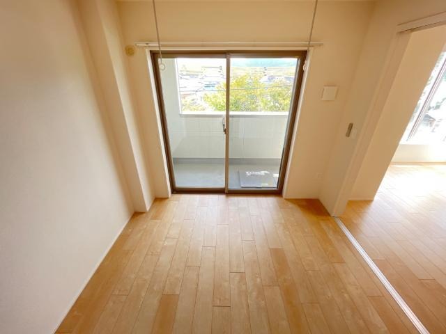 洗濯物はこちらへどうぞ。