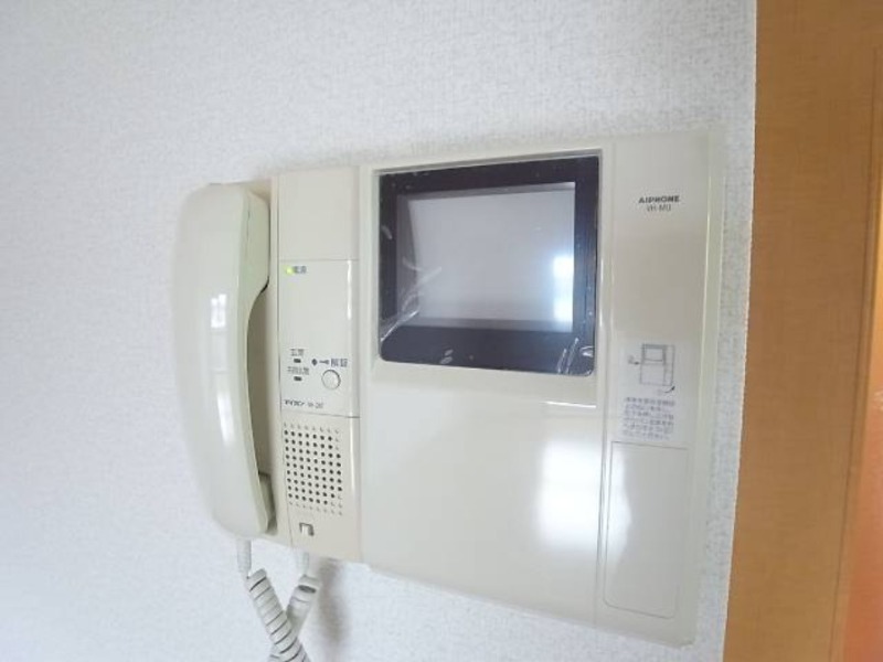 モニター付きで安心ですね。