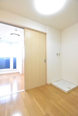 こちら寝室にいかがでしょうか。