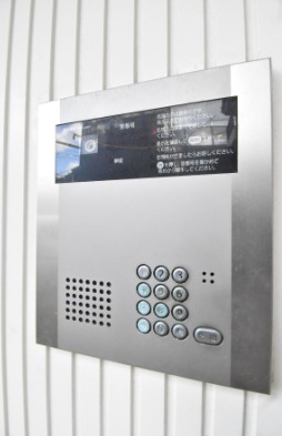 オートロック付きで安心ですね。
