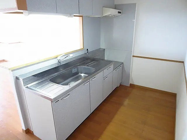 こちらでお料理をお楽しみ下さい