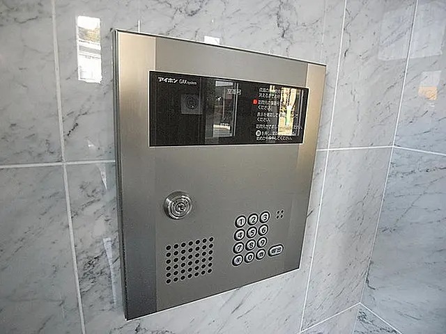 オートロック付きで安心です