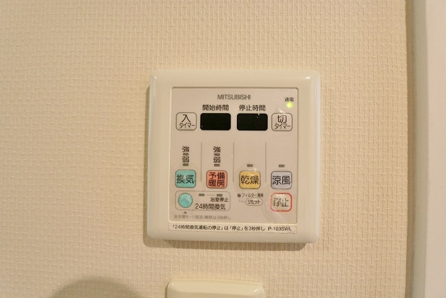 浴室乾燥機付きで梅雨の時期も安心ですね