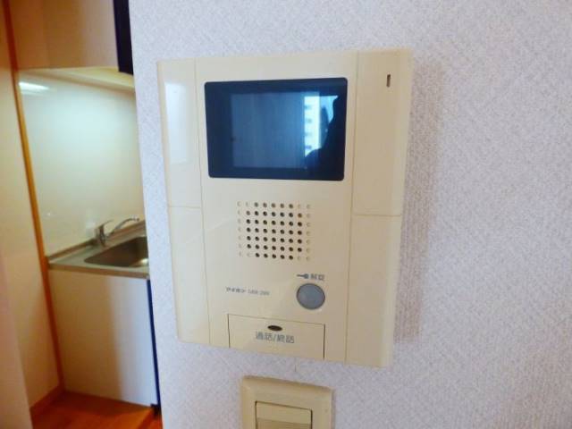 モニター付きで安心ですね。