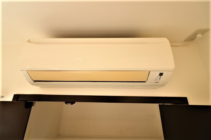 エアコン付きで一年中快適に過ごせます。