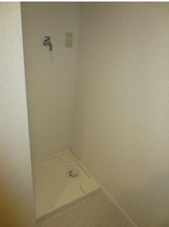 室内洗濯機置場付きです。
