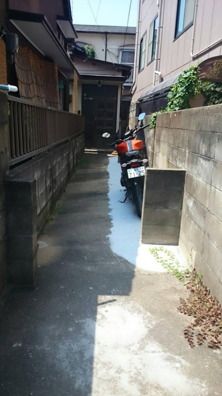 大型バイクが置けます！