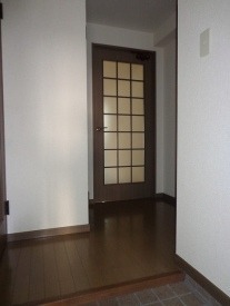 落ち着いた雰囲気の玄関