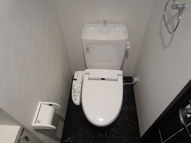 嬉しい温水洗浄便座機能付き