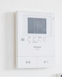 モニター付きインターホンになります。