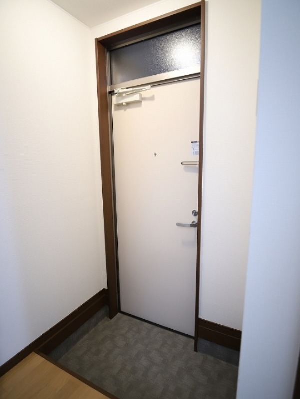 玄関はこんな感じです