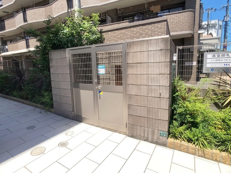ゴミ置き場はこちら