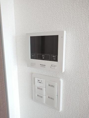 モニタ付きで誰が来たか一目でわかる