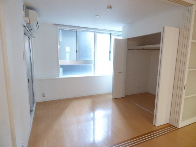 採光部も大きく明るく感じますね