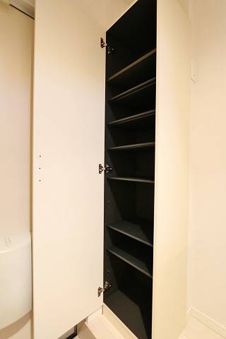 同タイプ別部屋。靴の収納も十分