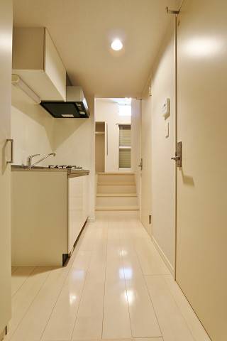 同タイプ別部屋。玄関からの風景