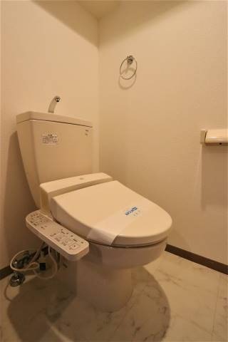 温水洗浄便座付きです