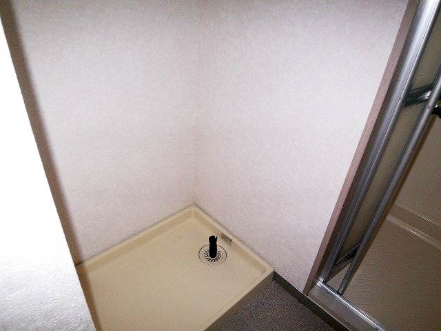 室内洗濯機置き場で雨の日も安心