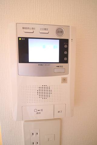 モニター付きで安心ですね。