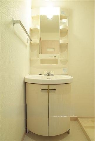 外出前の身だしなみチェックはこちらでどうぞ！
