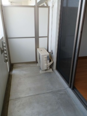 洗濯物はこちらへどうぞ。
