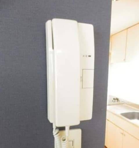 音声で来客確認ができます
