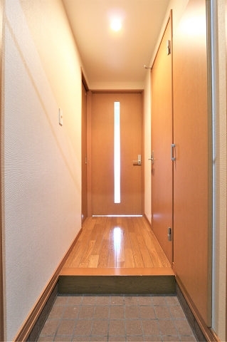 広い玄関です