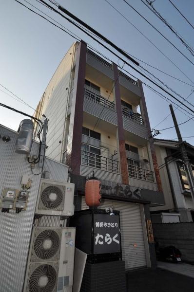 閑静な住宅街にあります