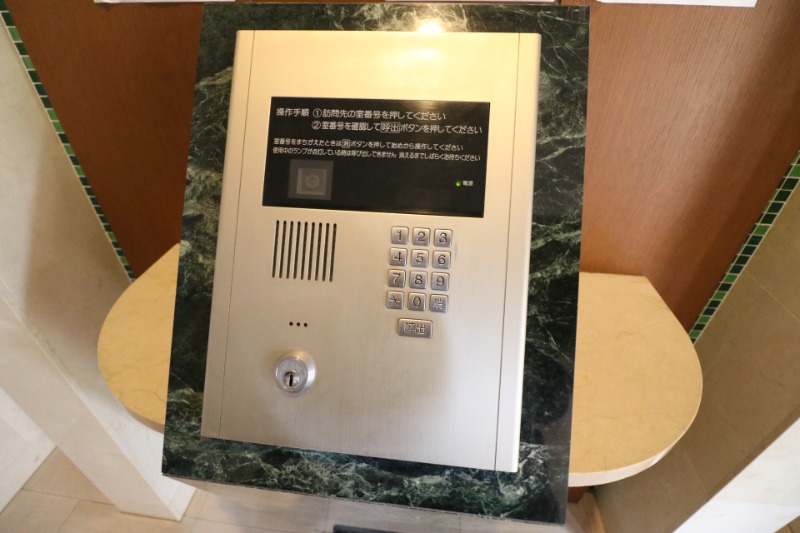 女性の方でも安心のオートロック