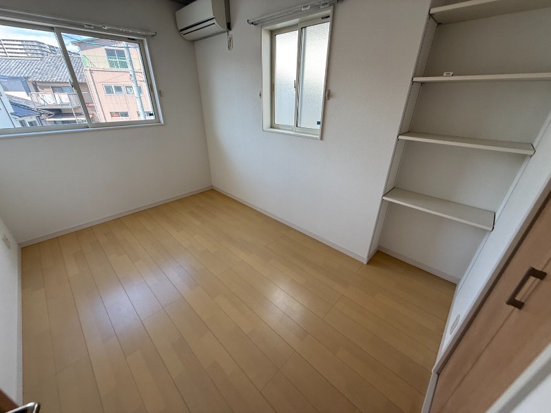寝室にいかがでしょうか？