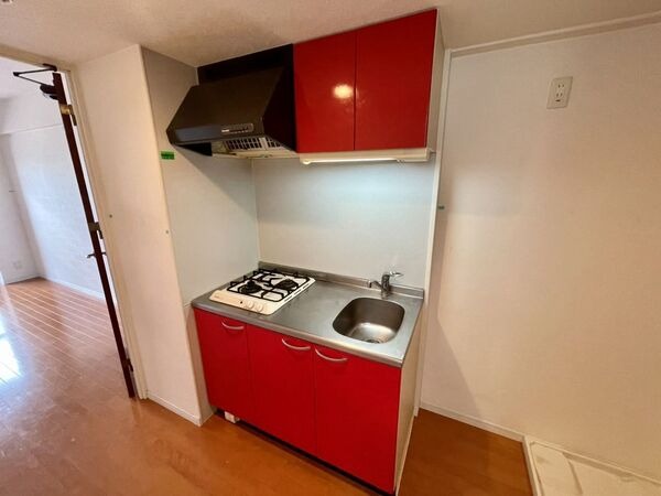 嬉しい2口コンロ備え付けです