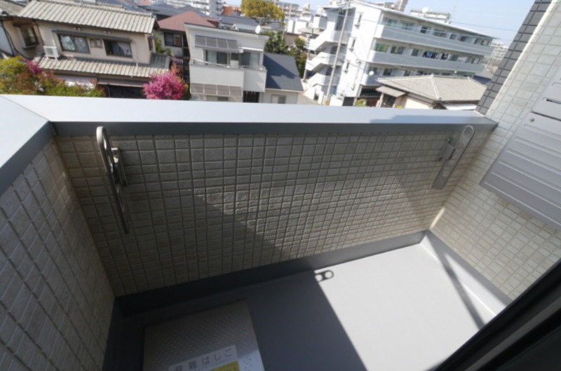 日当たり良好なバルコニーですね