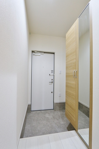 開放感のある戸建風玄関です