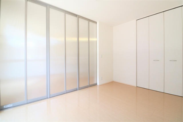 隣の洋室は寝室や子供部屋にぴったりです