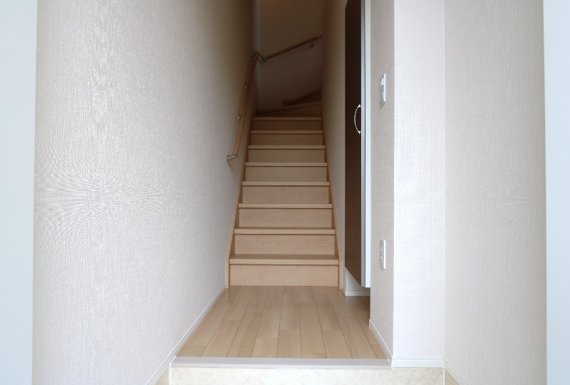 玄関はこのようになってます。